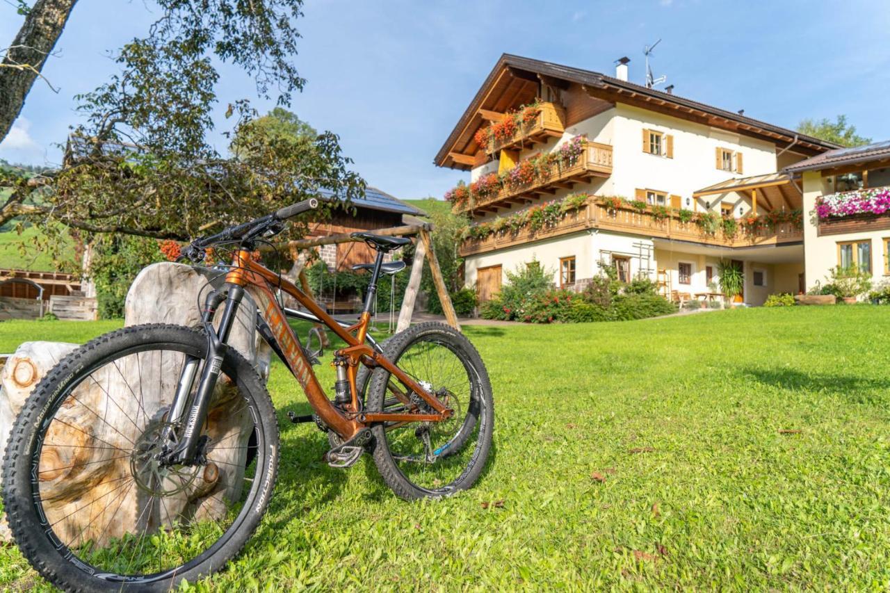 Ganoihof Apartments Фунес Экстерьер фото